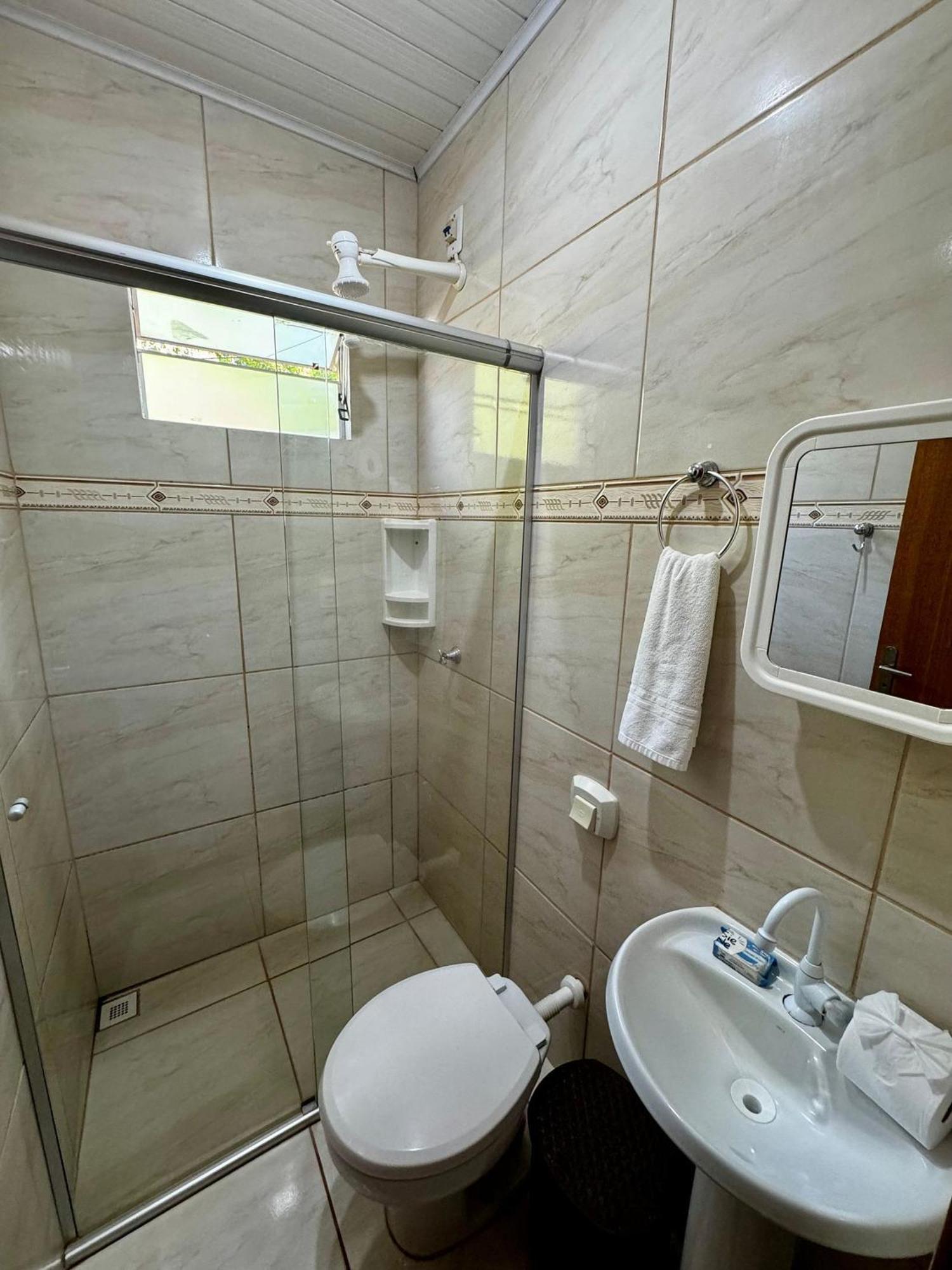 Casa Flor Do Ipe Homes Nobres Exterior photo